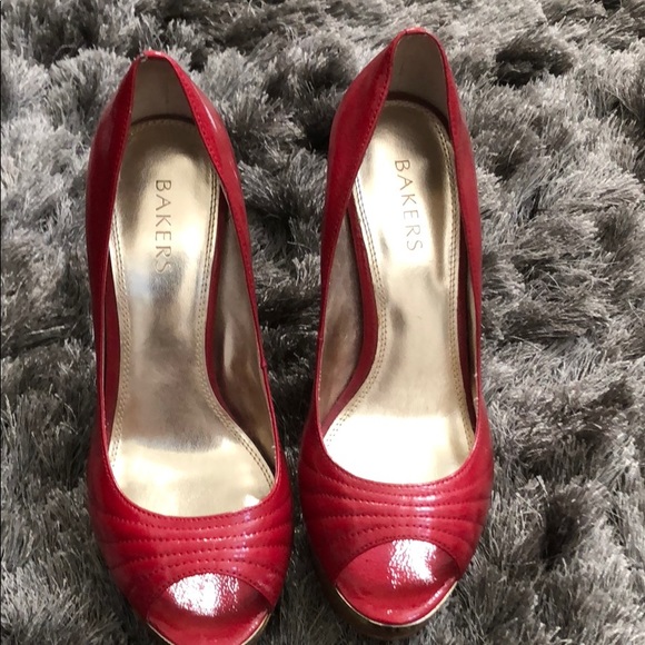 Bakers Red Open Toe Hills - Picture 3 of 4